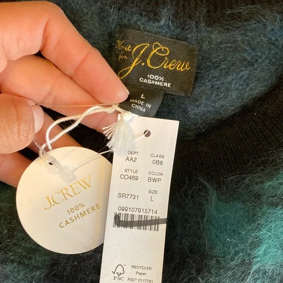 J. Crew Brushed cashmere sweater in Black Watch tartan Large - Picture 3 of 7